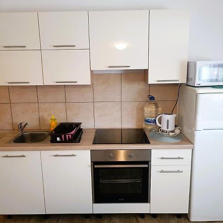 Apartments Babic 50 Meters From The Beach Vir Exterior photo