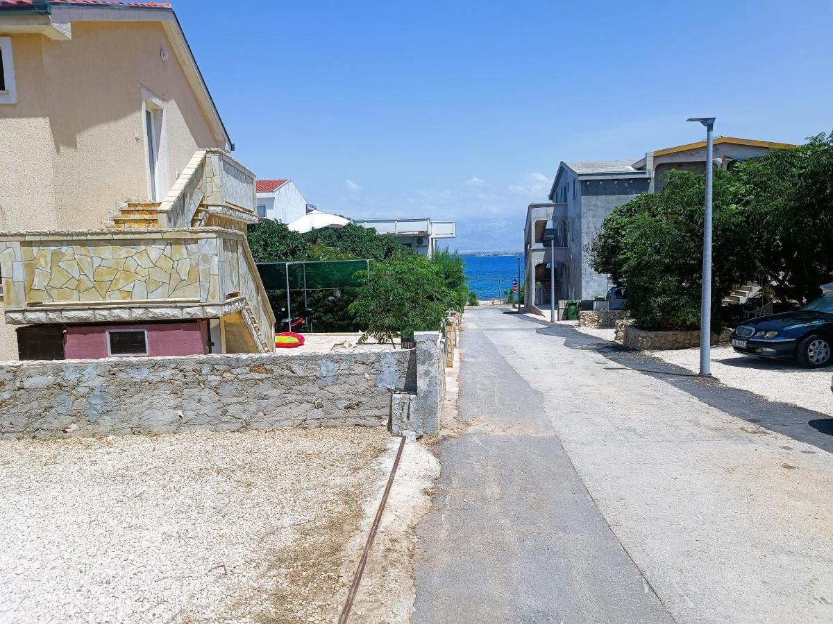 Apartments Babic 50 Meters From The Beach Vir Exterior photo